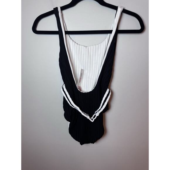 Solid & Striped Reversible Black White One Piece With Belt Sz XS NWT $198 - Picture 6 of 16